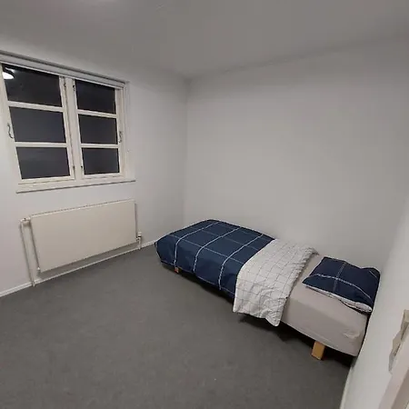 Apartament Stuelejlighed Med Have Og Overdaekket Terrasse *
