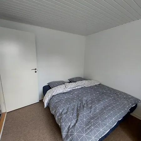 Apartamento Stuelejlighed Med Have Og Overdaekket Terrasse *